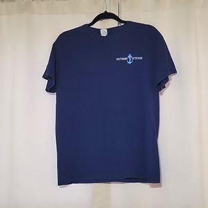Navy Bue Tshirt. Size M